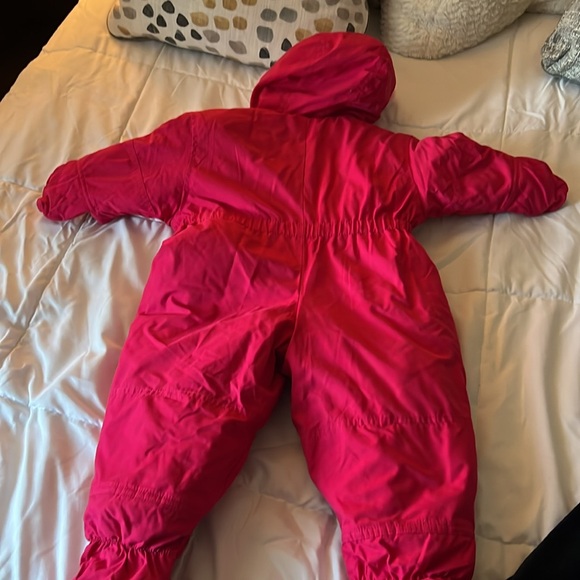 Carters snowsuit - Picture 3 of 3